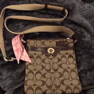 Classic Coach crossbody